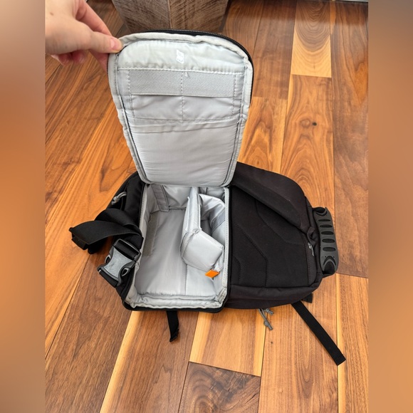 Lowepro Slingshot Edge 150AW camera bag black - Picture 12 of 16